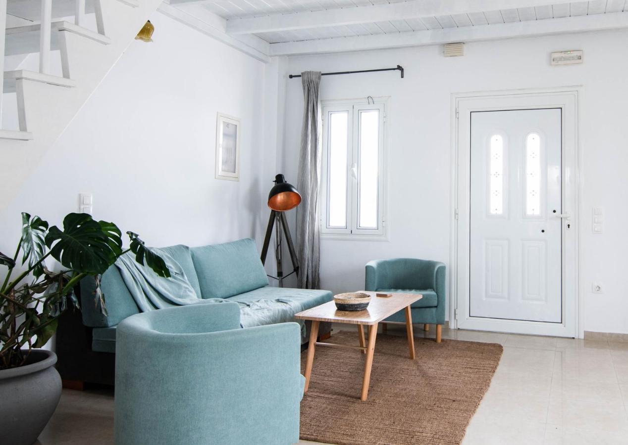 White Wave Villa, 3Min Walk From Beach คามารี ภายนอก รูปภาพ